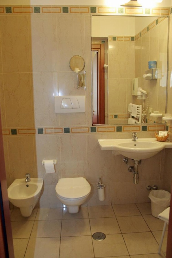 Hotel Adria image 4